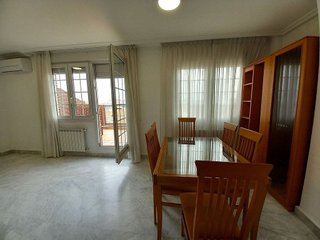 Dúplex en alquiler en Almendrales en Madrid
