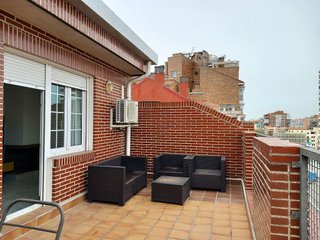 Dúplex en alquiler en Almendrales en Madrid