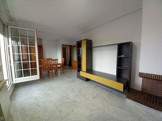 Dúplex en alquiler en Almendrales en Madrid