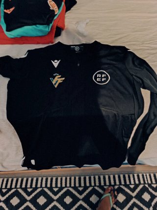 Ropa Rfef