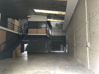 Nave industrial en alquiler en La Geltrú en Vilanova i La Geltrú