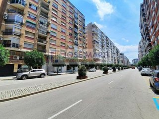 Local comercial en alquiler en Ayuntamiento - Centro en Alzira