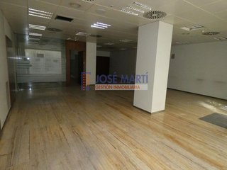 Local comercial en alquiler en Ayuntamiento - Centro en Alzira