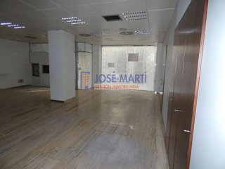 Local comercial en alquiler en Ayuntamiento - Centro en Alzira