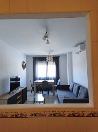 Piso en alquiler en Carranque - Haza Cuevas en Málaga