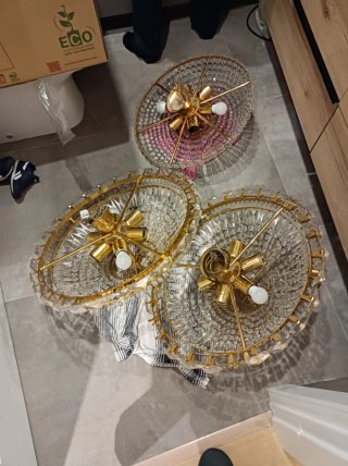 Lámpara de cristal antigua dorada