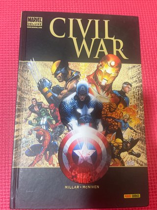 Civil War - Marvel Deluxe