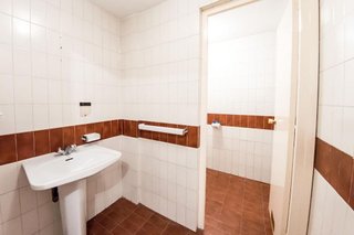 Local comercial en alquiler en La Jota en Zaragoza