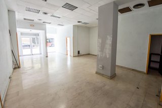 Local comercial en alquiler en La Jota en Zaragoza