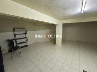 Local comercial en alquiler en Centro en Gijón