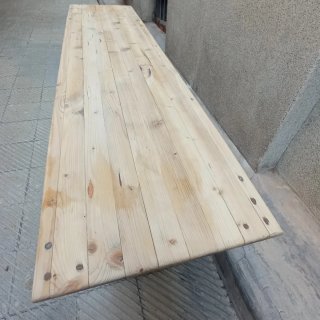 Dos Bancos rusticos de madera maciza