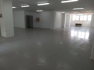 Nave industrial en alquiler en Centre en Hospitalet de Llobregat, L´