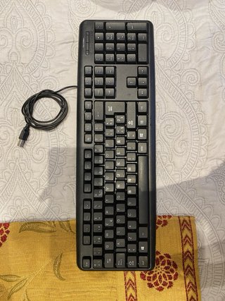 Teclado y Soporte Negro