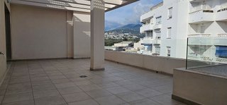 Ático en alquiler en Rodeo Alto-Guadaiza-La Campana en Marbella
