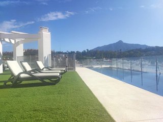 Ático en alquiler en Rodeo Alto-Guadaiza-La Campana en Marbella