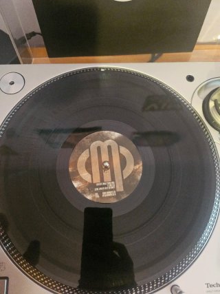 Orman Bitch + PET Duo – Reality Bomb EP Schranz