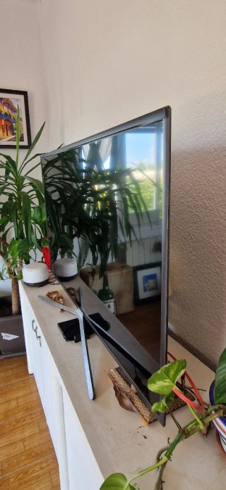 TV Samsung 49 Negra