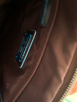 Borsa a tracolla Piquadro marrone da uomo. Pelle