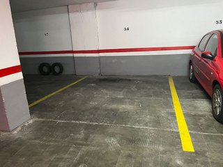 Garaje en alquiler en Les Corts en Barcelona
