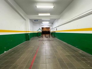 Local comercial en alquiler en Plaça Catalunya en Manresa