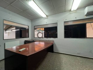 Local comercial en alquiler en Plaça Catalunya en Manresa