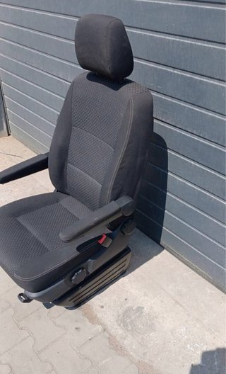 Asientos giratorios Vw Multivan T6 Kutamo