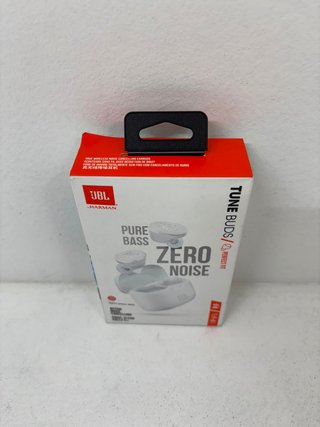 JBL Tune Buds Blancos Auriculares Inalámbricos
