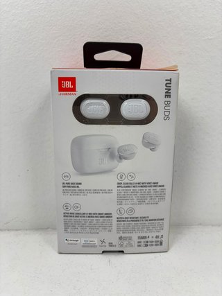 JBL Tune Buds Blancos Auriculares Inalámbricos