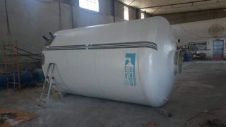Depósito listos para la acumulación de aguas
