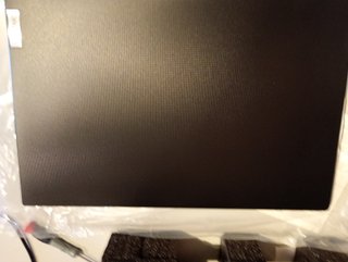 Portátil Lenovo V15 G4 IRU con garantía