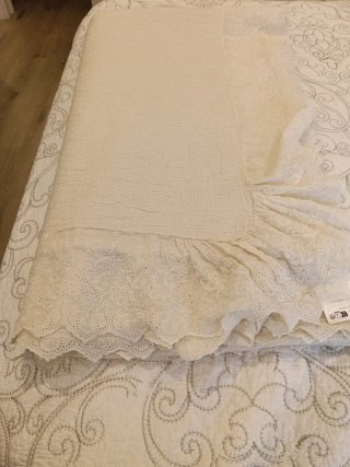 Colcha Beige Volante Zara Home