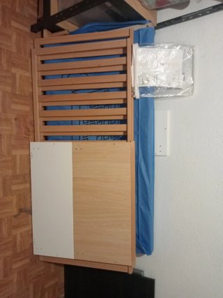 Cuna de madera