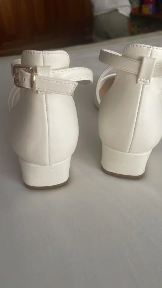 Sandalias de vestir blancas tejidas 37