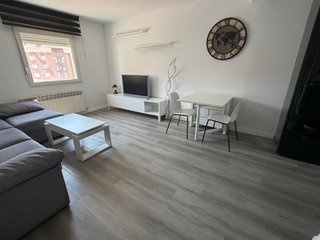 Piso para eclipse semana entera en Burgos