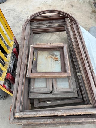 Lote puertas madera antiguas con cristal