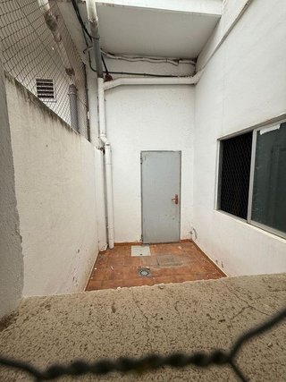 Local comercial en alquiler en Montolivet en Valencia