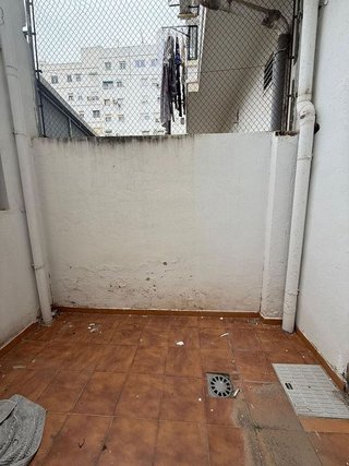 Local comercial en alquiler en Montolivet en Valencia