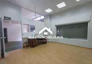 Local comercial en alquiler en Coria del Río