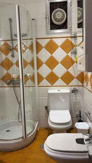 Piso en alquiler en El Juncal - Av. de la Paz en Sevilla