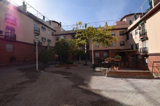 Garaje en alquiler en Bola de Oro - Serrallo en Granada