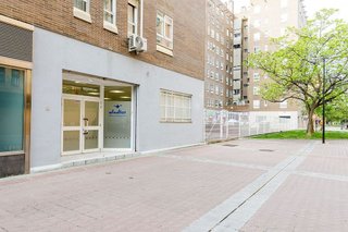 Local comercial en alquiler en Ranillas en Zaragoza