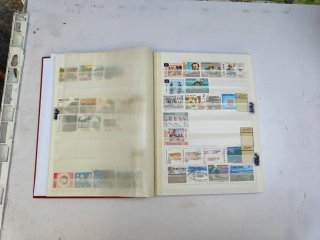 Volume Francobolli 90 Tanzania
