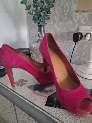 Zapatos Estefania Ma ante rosa peep toe tacón