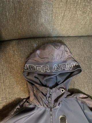 Chaqueta Under Armour Invierno Gris