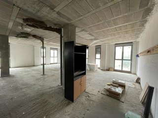 Oficina en alquiler en La Chantría - La Lastra en León