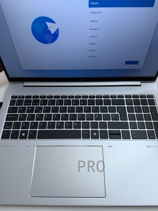 Portátil HP EliteBook 860 G11 16