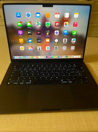 MacBook Pro 14 Negro Espacial
