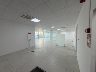 Oficina en alquiler en Almendrales en Madrid
