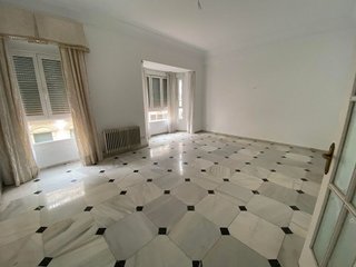 Piso en alquiler en Zona Centro en Córdoba