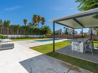 Chalet en alquiler en Aloha en Marbella